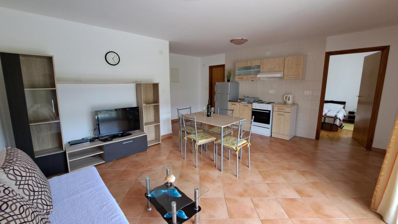 Cozy Apartments Baska المظهر الخارجي الصورة