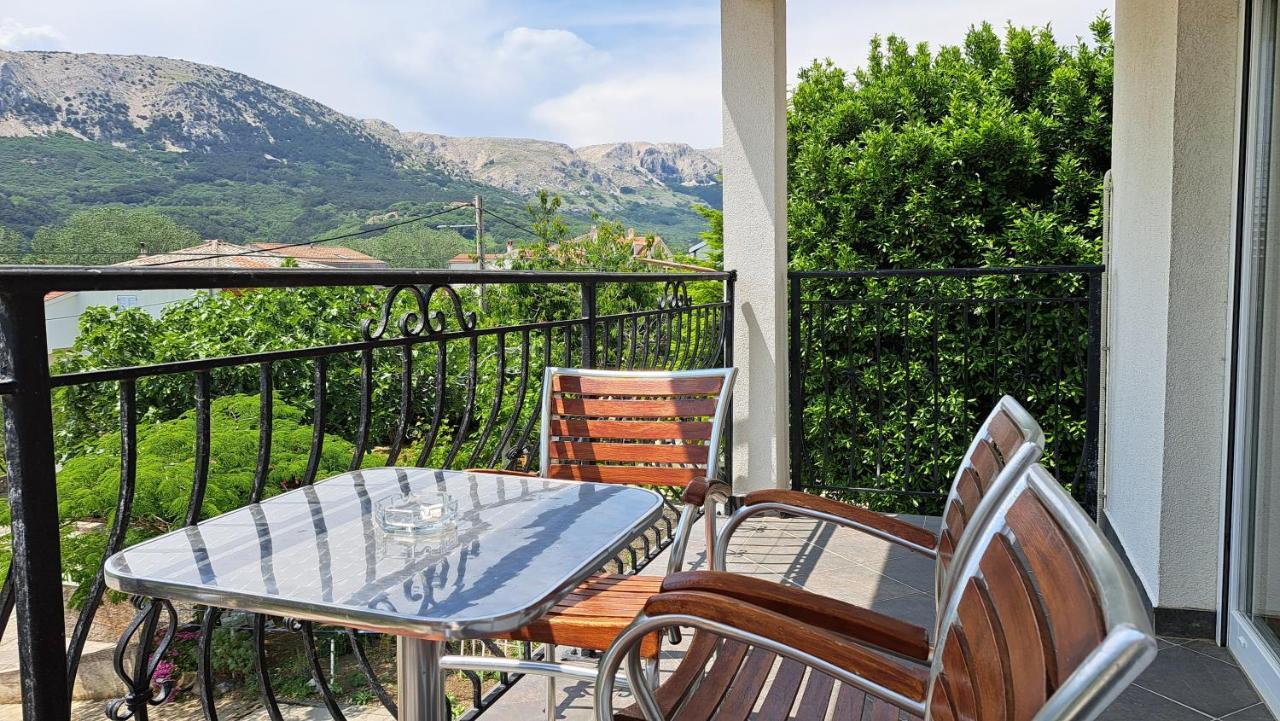Cozy Apartments Baska المظهر الخارجي الصورة