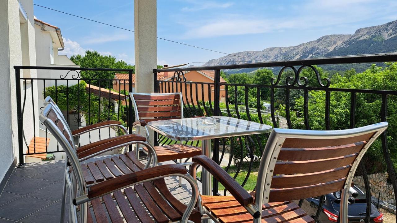 Cozy Apartments Baska المظهر الخارجي الصورة