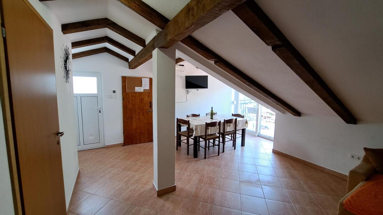Cozy Apartments Baska المظهر الخارجي الصورة