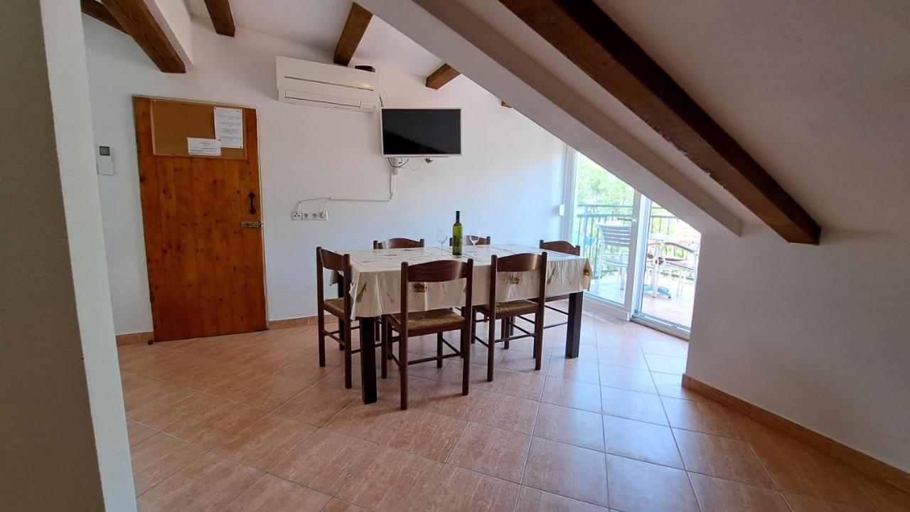 Cozy Apartments Baska المظهر الخارجي الصورة